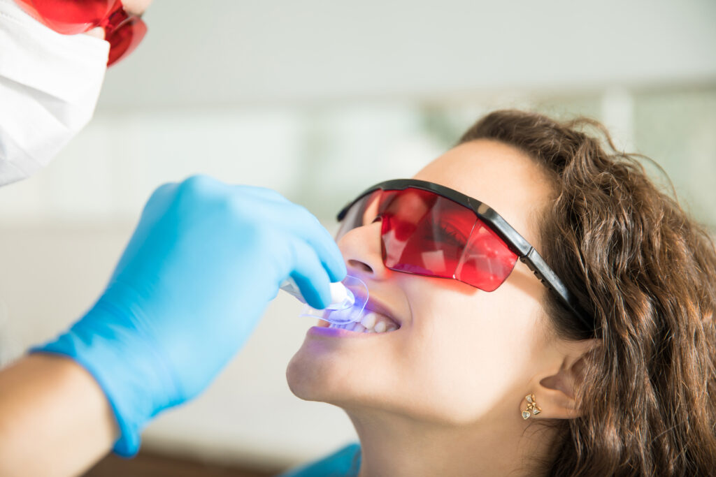 Teeth Bleaching, Dental Bridges & Veneers | Brookfield